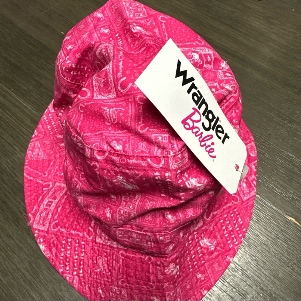 Wrangler Vibrant Pink Bucket Beach Hat